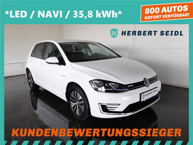 VW e-Golf VII 35,8kWh *LED / NAVI / 35,8 kWh / SHZG / PDC VO & HI*